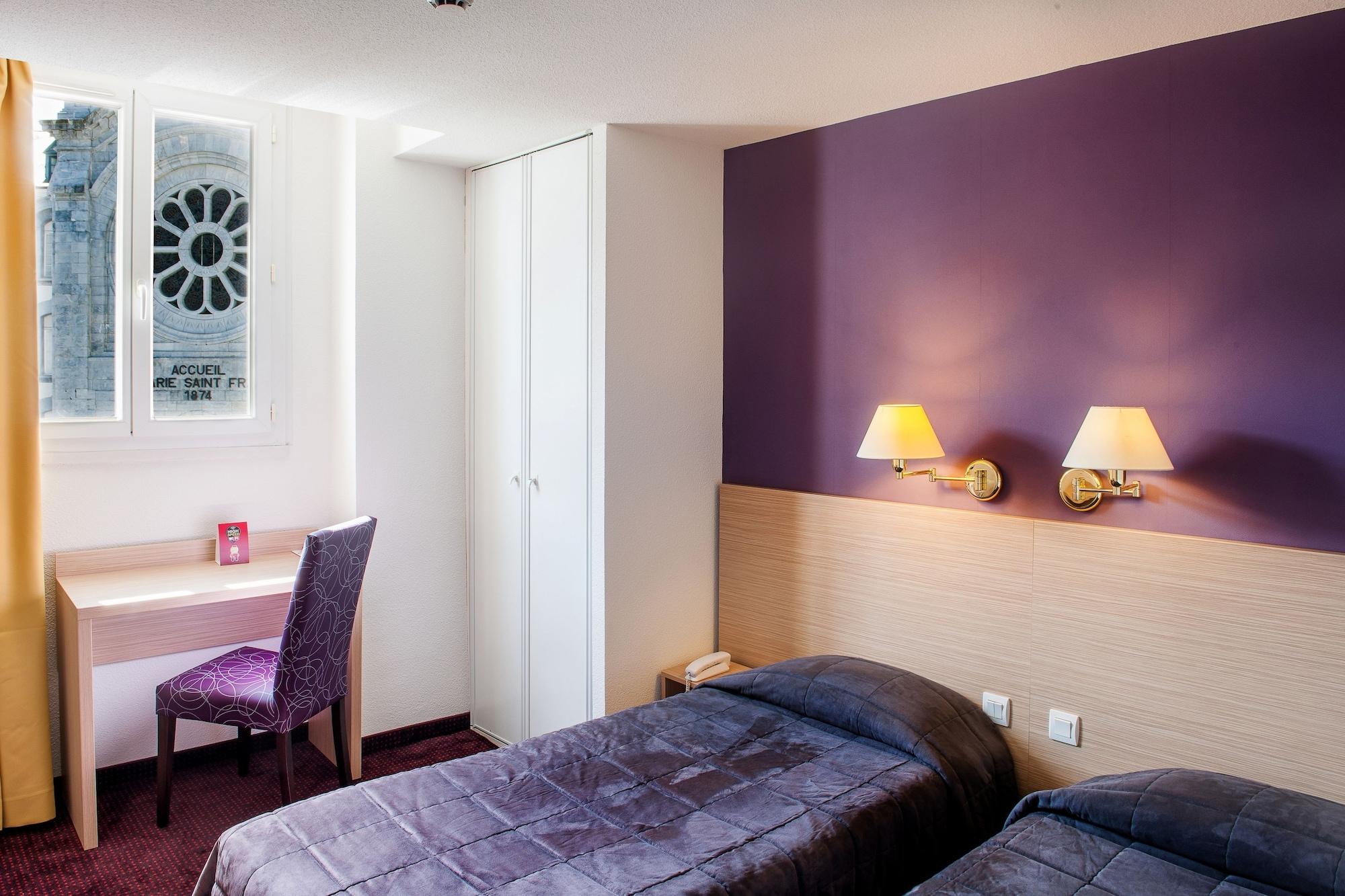 לורדה Hotel Continental מראה חיצוני תמונה